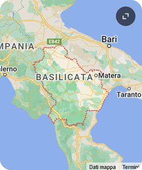 Cerca cani in adozione in Basilicata. Dai una nuova casa a cani che cercano affetto nelle tranquille campagne lucane.